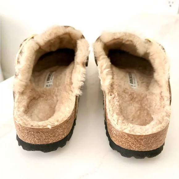 Birkenstock Bug Buckle Genuine Shesrling Lined Clog in tobacco brown - Picture 6 of 7
